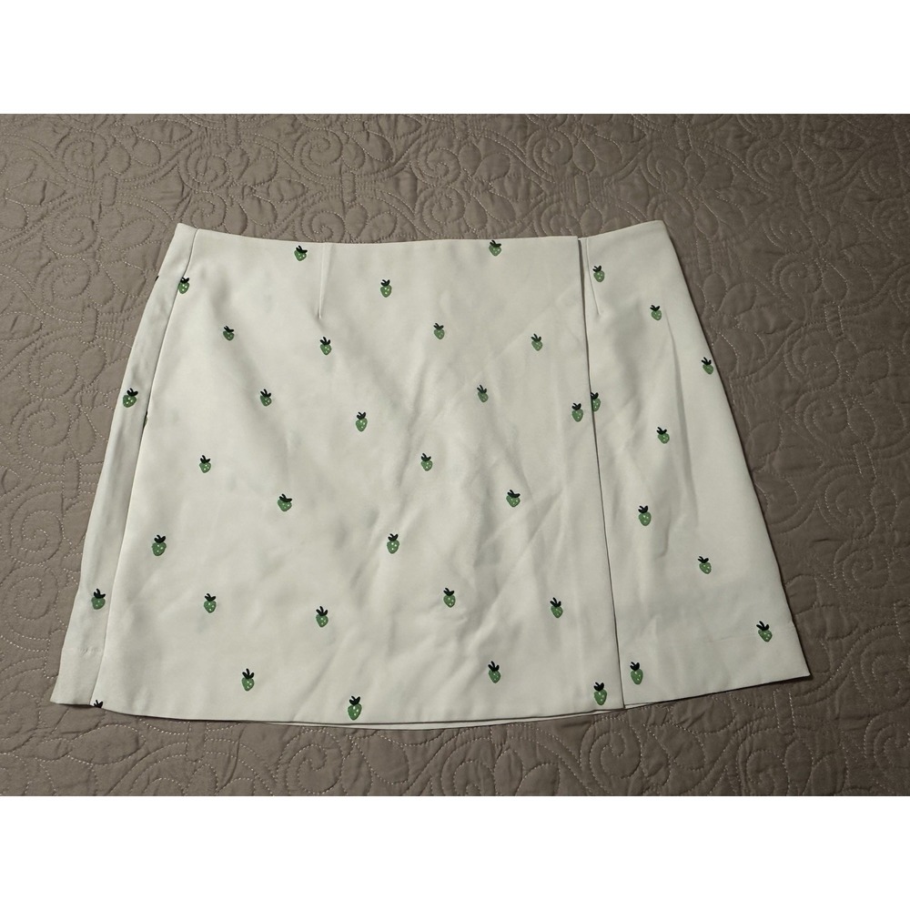 Tory Burch Strawberry Twill Golfโ Skort, Green Strawberry, Size 14 17" NWOT